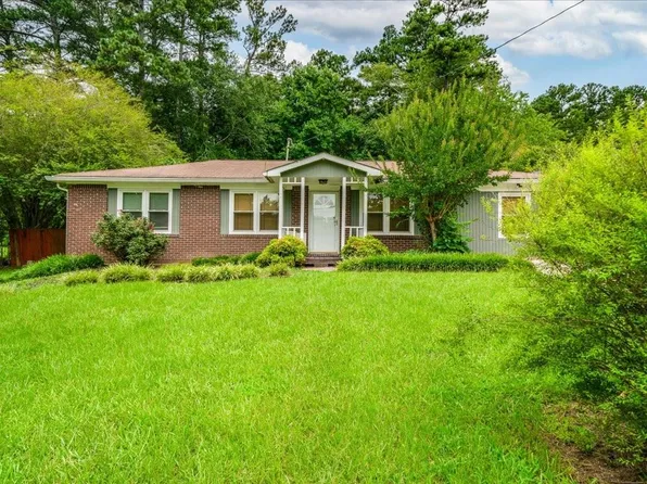 4365 Clare Ln, Lithia Springs, GA 30122
