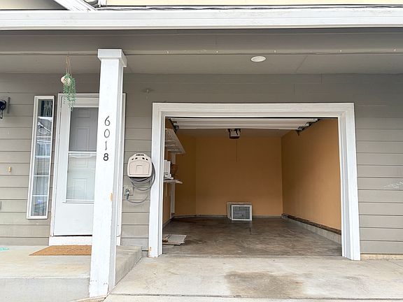 4th image of 6018 NE 33rd Cir