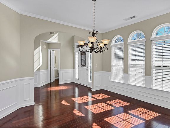 5th image of 154 Millstone Ln