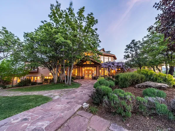 3300 Butler Creek Rd, Ashland, OR 97520