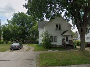 110 N Clay St, Green Bay, WI 54301