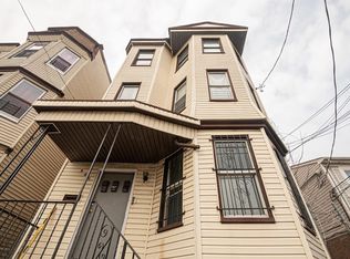 449 S 12th St #1A, Newark, NJ 07103