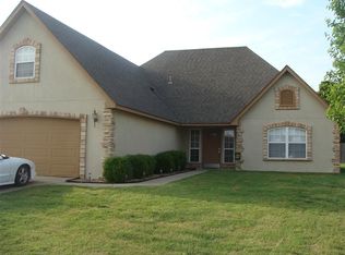 8113 Forrest Glenn Rd, Claremore, OK 74019