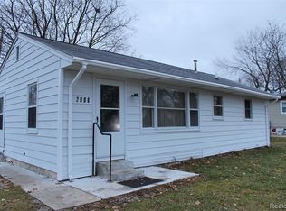 2906 Walsh Dr, Rochester Hills, MI 48309