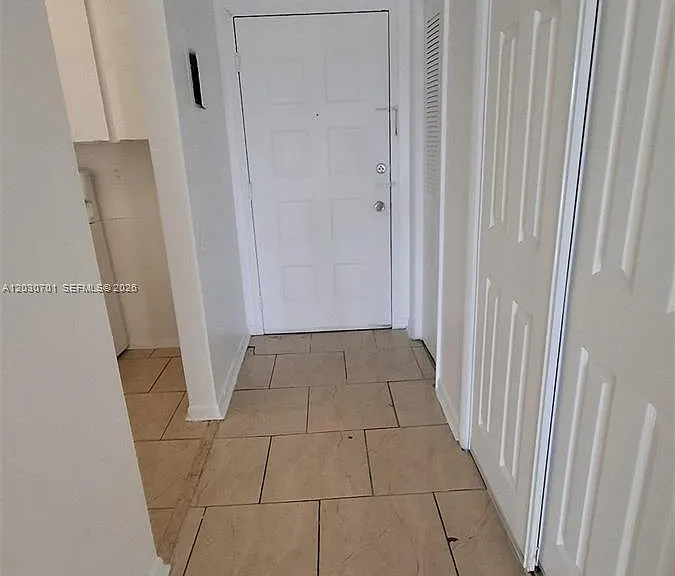 6950 Miami Gardens Dr #2304 — Photo 1