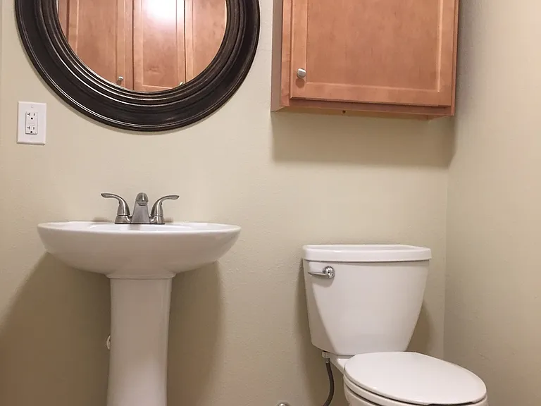Updated 2 Bedroom Townhome for Rent in Loveland: Shared Garage, Patio, Washer/Dryer Hookups — Photo 14