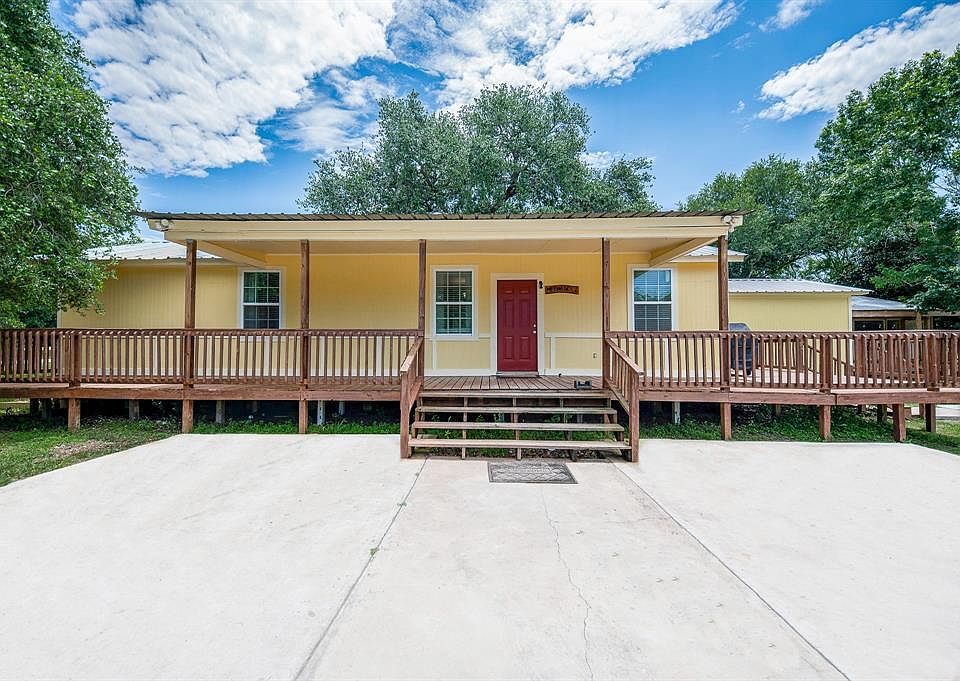 1st image of 2219 Valley Drive