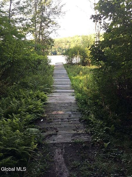 4th image of 196 Pond View Road