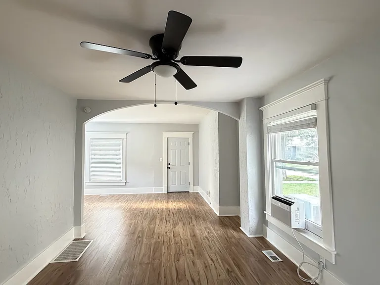 1211 W Michigan Ave #1211 — Photo 4