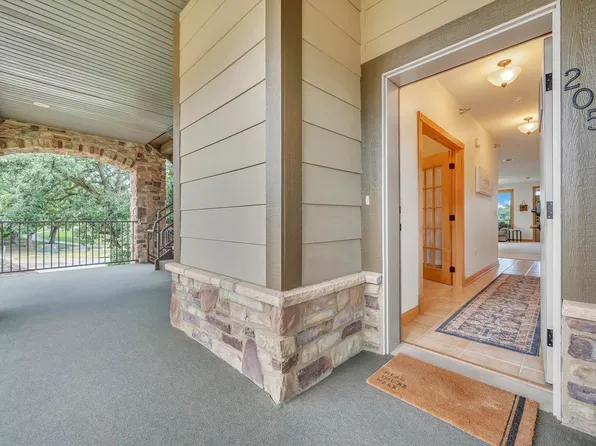 1701 Chicago Ave Unit 205, Spirit Lake, IA 51360