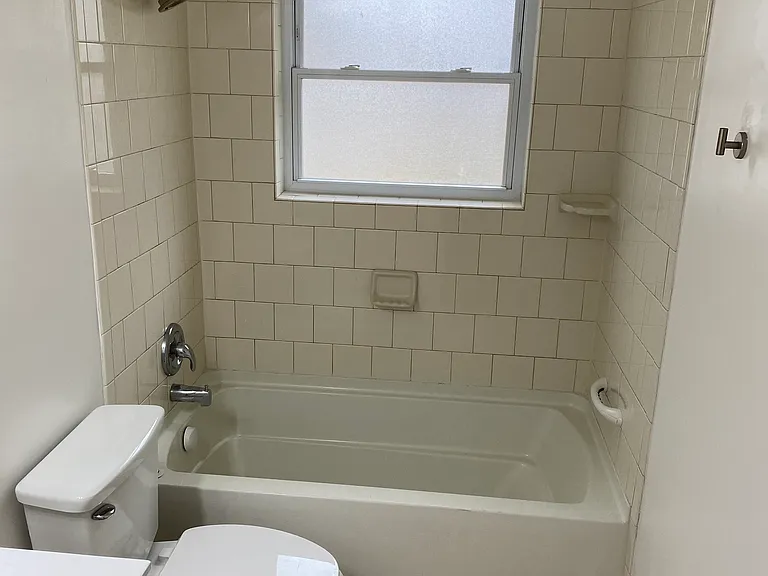 413 S Hickory Ave — Photo 15
