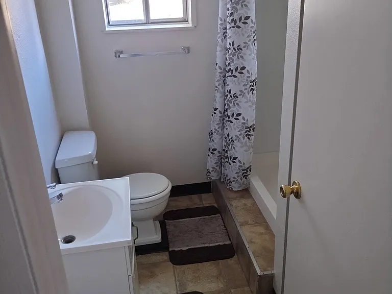 3918 Grant Ave — Photo 5