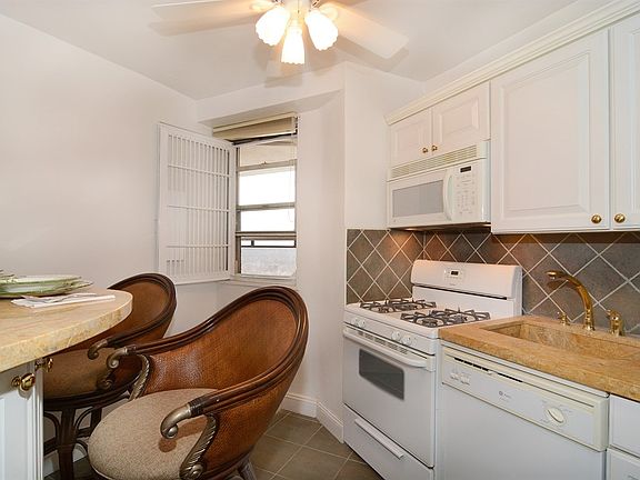5th image of 5800 Arlington Ave APT 18M