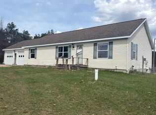 7330 N Asplund Dr, Tustin, MI 49688