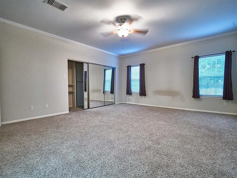 2816 Holly Hall St — Photo 10