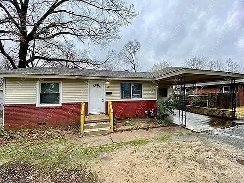 63 Hill Ln Photo 1