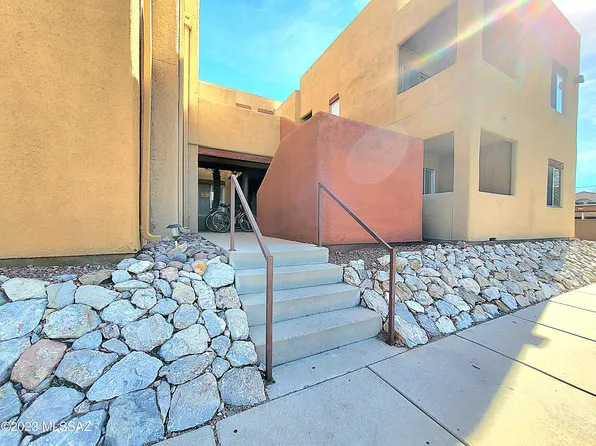 1810 E Blacklidge Dr APT 816, Tucson, AZ 85719