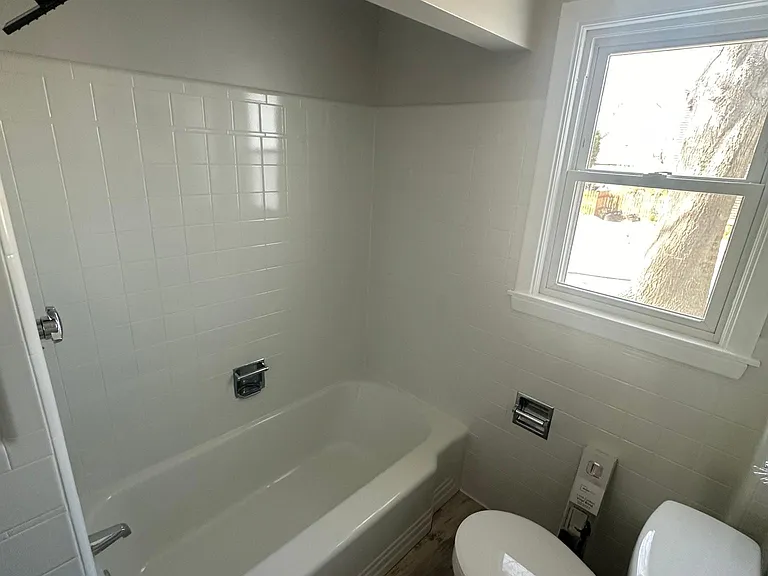38 Beaufort St #1 — Photo 11