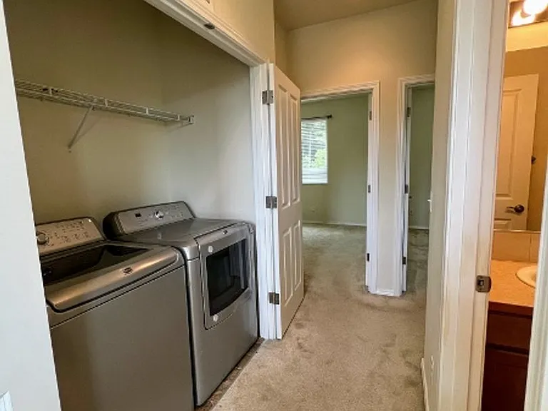 9212 Campus Glen Dr NE — Photo 15