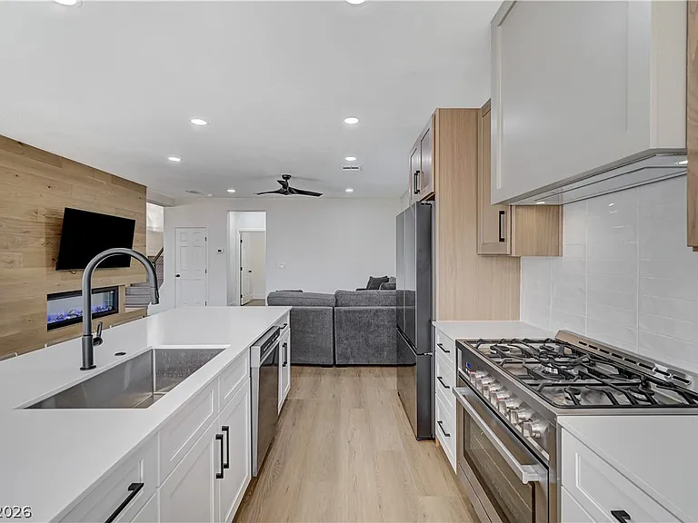 1317 Fox Acres Dr — Photo 28