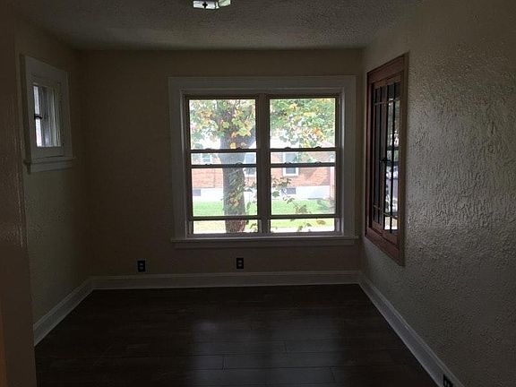 2nd image of 4013 Blaney Ave #6