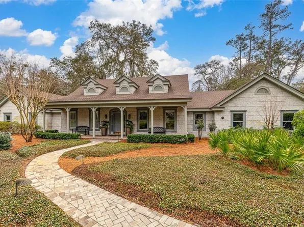223 Abbott Ln, Saint Simons Island, GA 31522