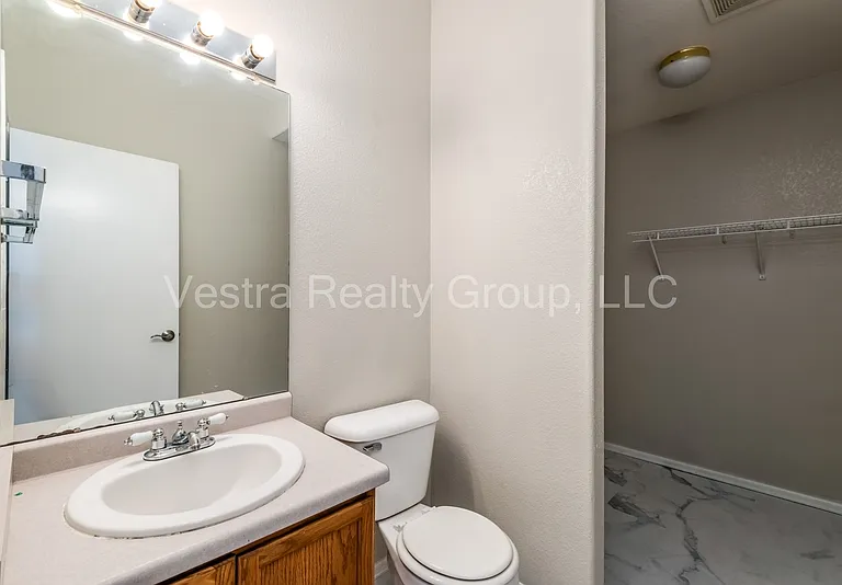 5193 S Liverpool Way — Photo 14