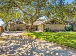 1214 N Lakeshore Dr, Niceville, FL 32578