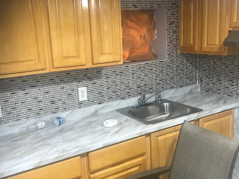 245 N Clinton St #1A — Photo 1