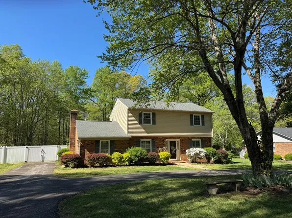 5756 Whispering Pines Rd, Cascade, VA 24069