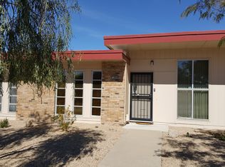 9904 W Royal Oak Rd, Sun City, AZ 85351