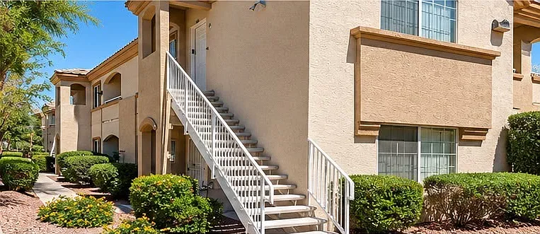 3 bed, 1196 sqft, $1,650 — Photo 3