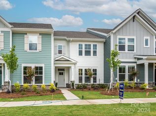 10207 Mamillion Dr, Huntersville, NC 28078