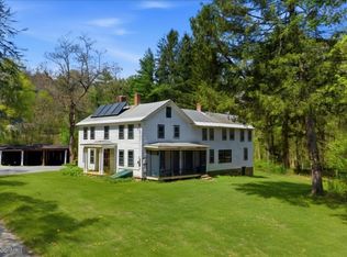 42 Shutesbury Rd, Leverett, MA 01054