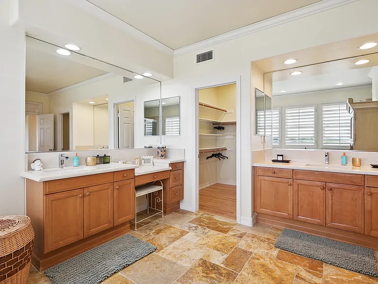 1417 High Bluff Dr — Photo 44