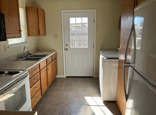 506 Cantrell Ave, Jourdanton, TX 78026