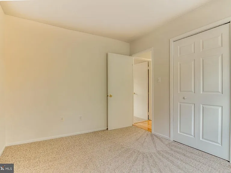 7732 Matisse Way — Photo 19