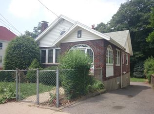 4987 Washington St, West Roxbury, MA 02132