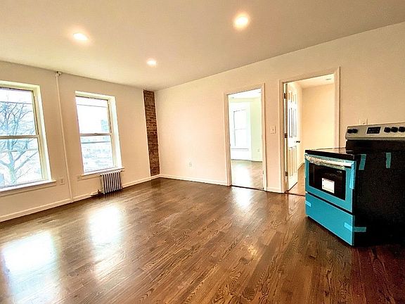3rd image of 321 4th Ave #3A