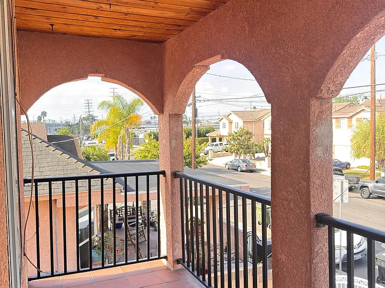 1060 McFarland Ave — Photo 42