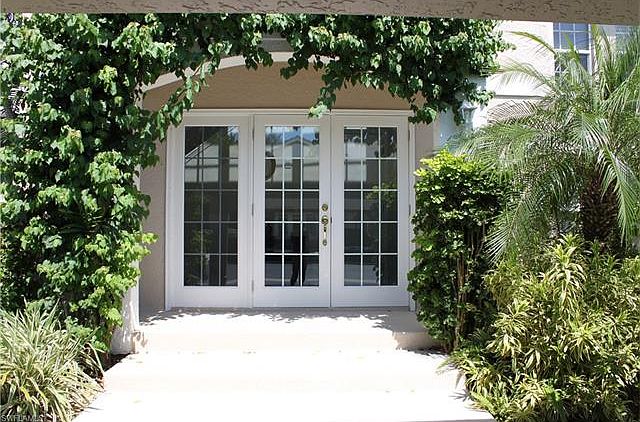 1st image of 824 Tanbark Dr APT 201