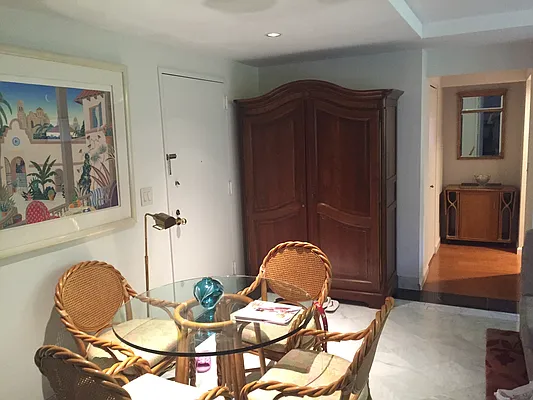 Rented by Lex Realty Inc | media 28