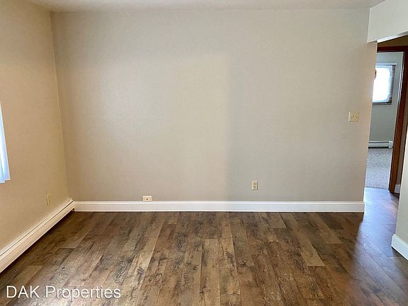 5th image of W155N11352 Sylvan Cir #10