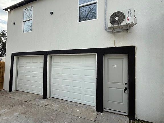 3rd image of 212 E 11th St