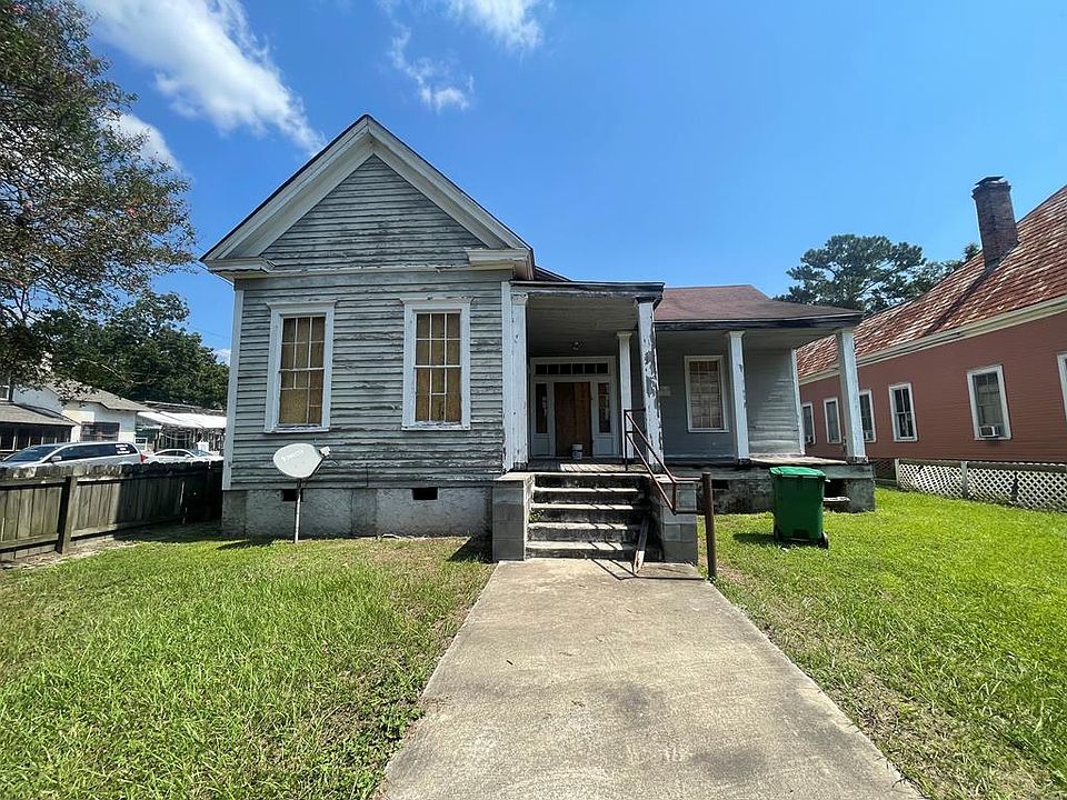 1st image of 409 N Troup St