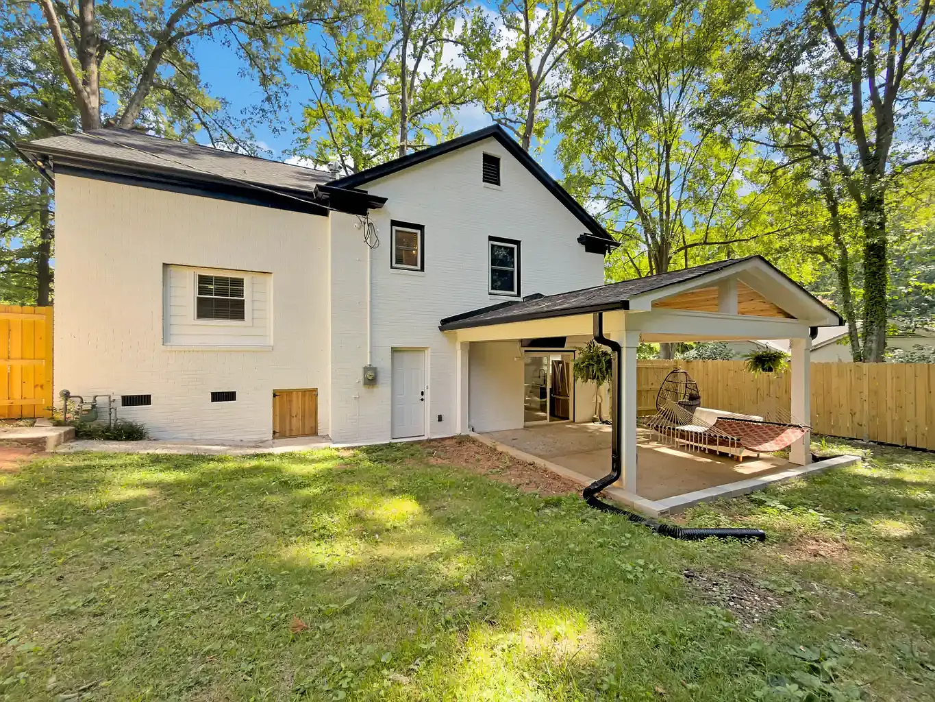 4 bed, 1875 sqft, $3,500 — Photo 1