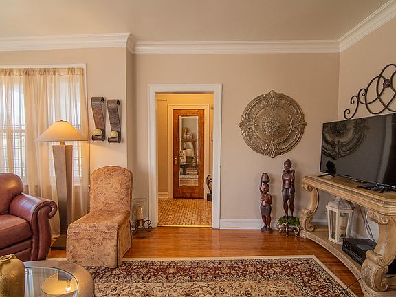 4th image of 7741 S Chappel Ave