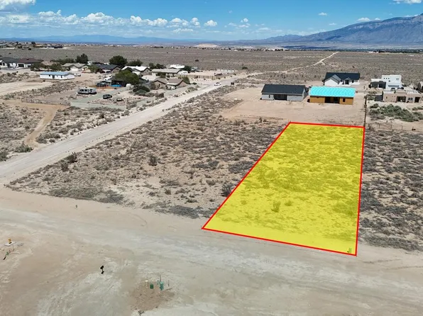90 1st St SE, Rio Rancho, NM 87124