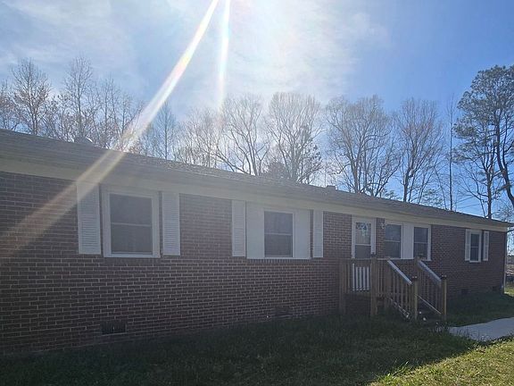 2nd image of 13184 Longevity Rd