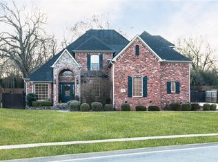 2468 N Covington Park Blvd, Fayetteville, AR 72703